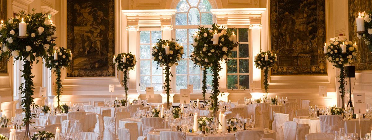 White and Green Candles Wedding Theme