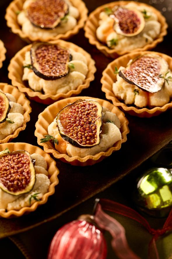 Fig and truffled ricotta tartlette